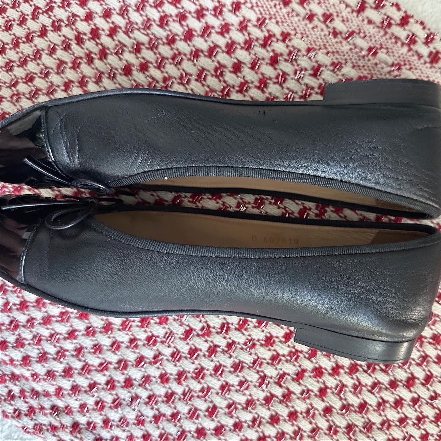 Chanel Black Leather/Patent Ballet Flats