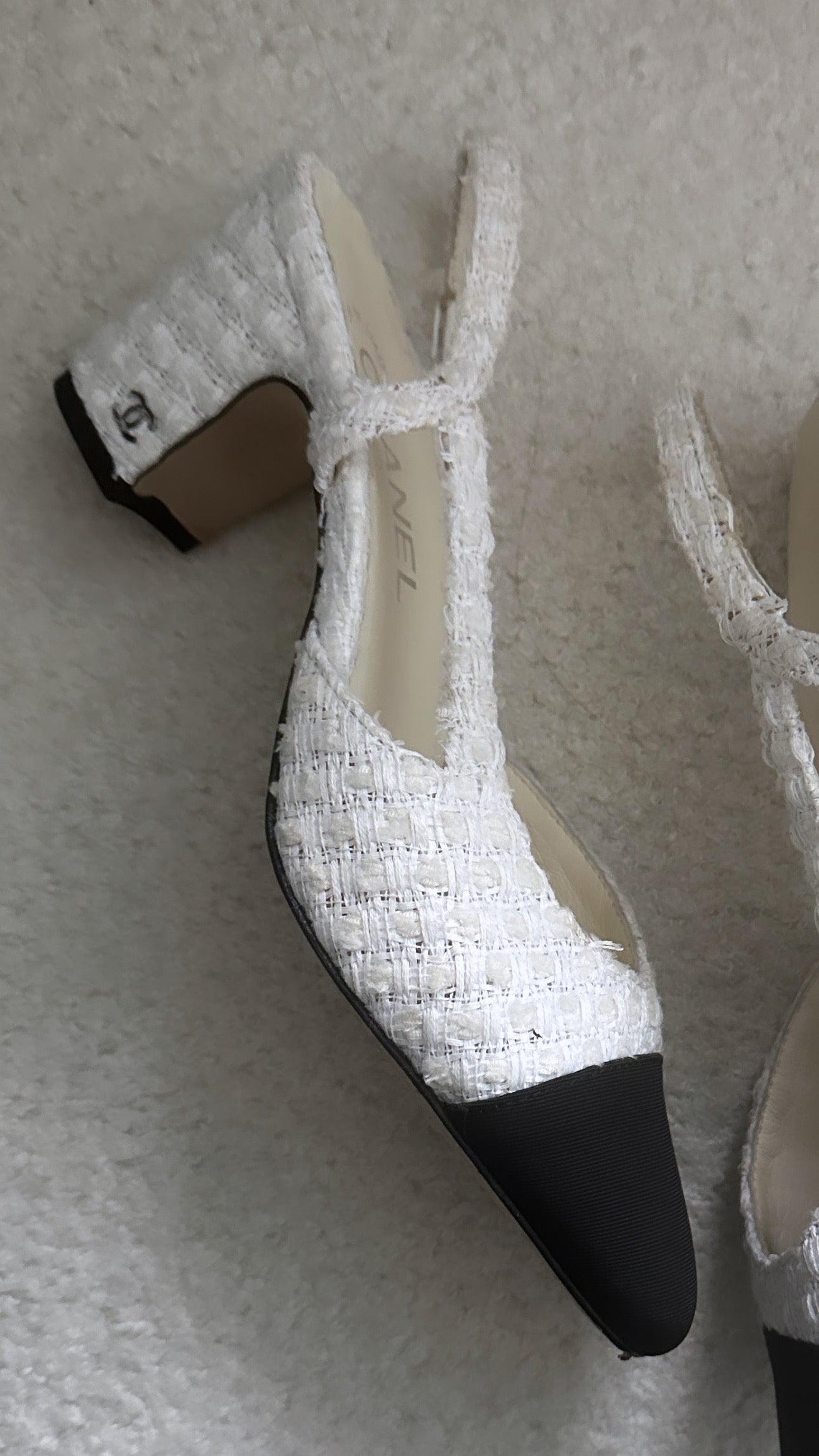 Chanel Tweed Slingbacks 39C