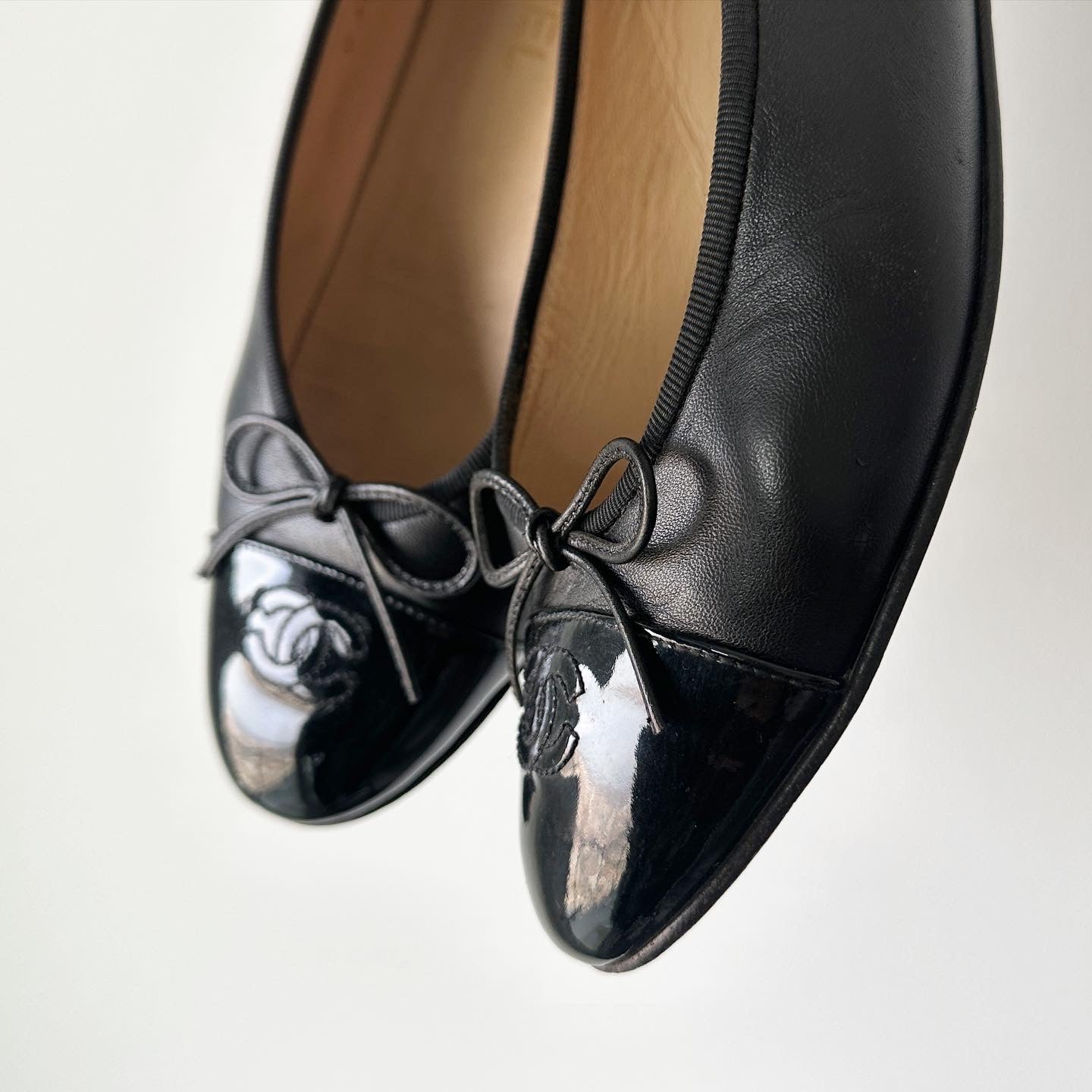 Chanel Black Leather/Patent Ballet Flats