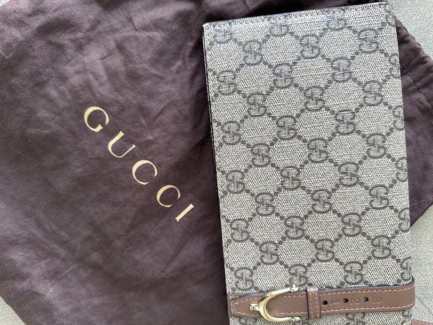 Monogram Gucci WOC