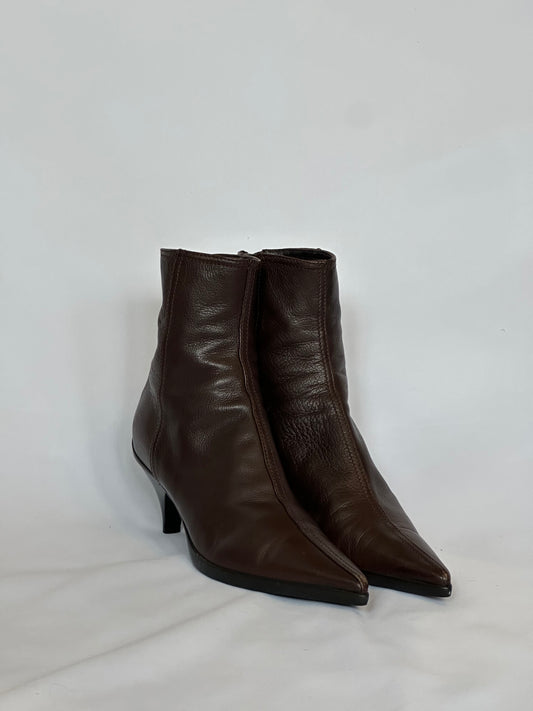 Vintage Miu Miu Ankle Boots Kitten Heel