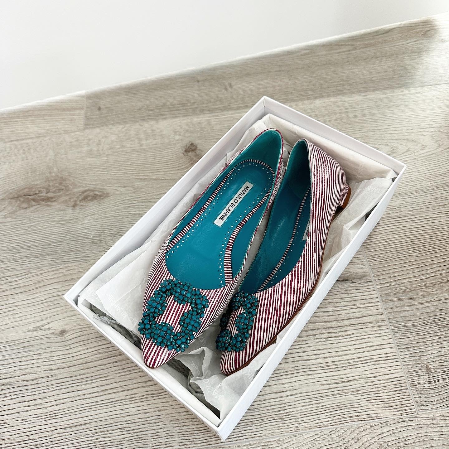 Manolo Blahnik Hangisi Flat