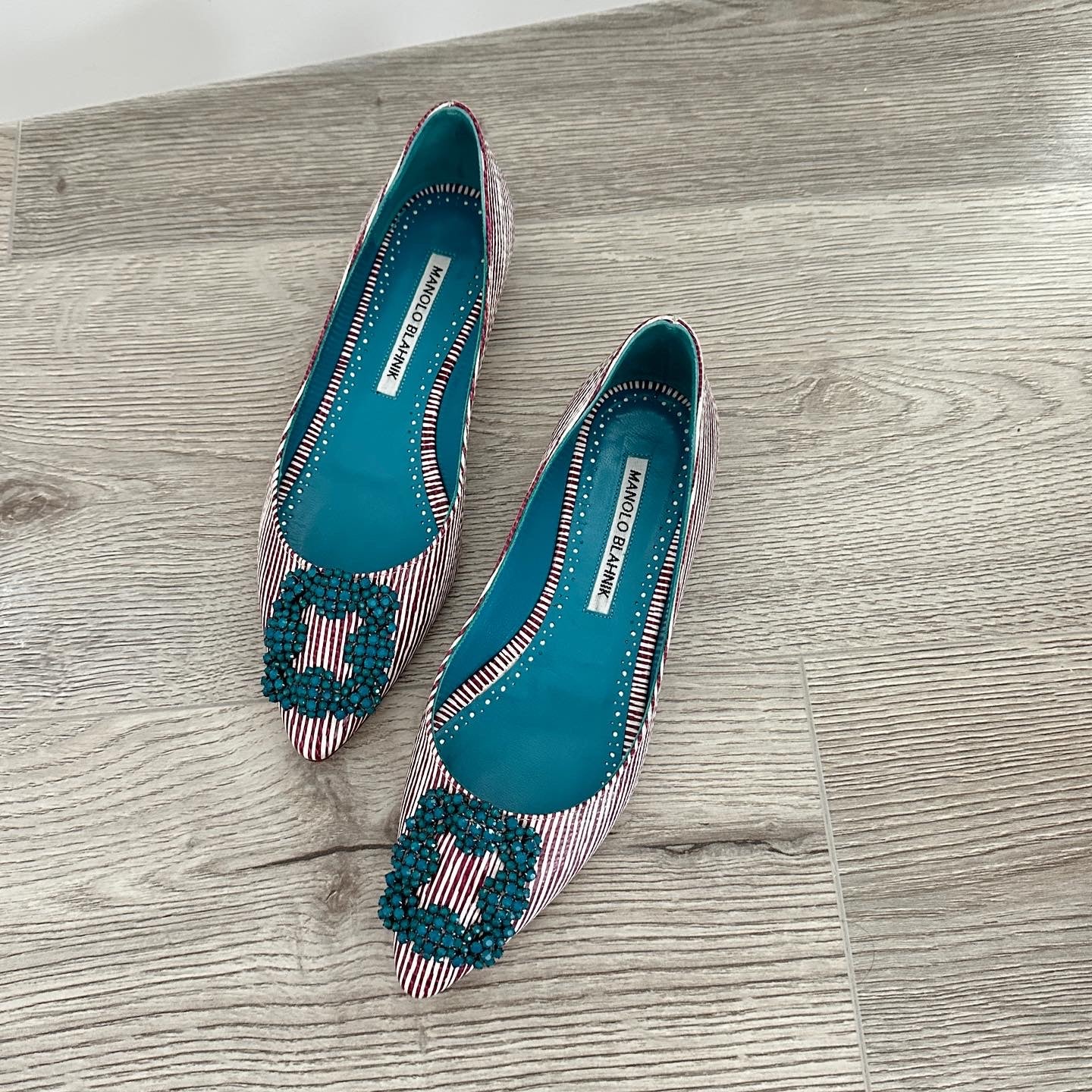 Manolo Blahnik Hangisi Flat