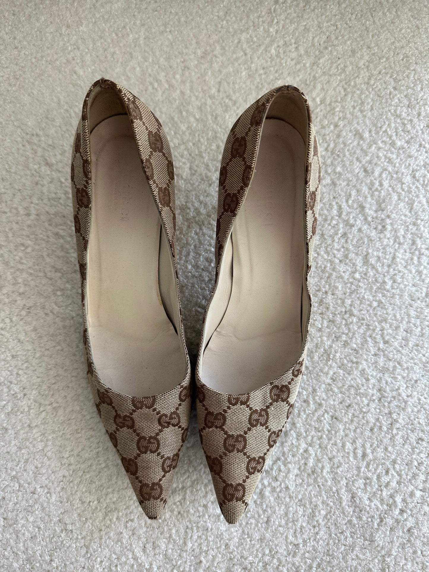 Vintage Gucci Monogram Pumps